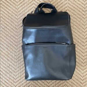 Matt & Nat - Classic Faux Leather Laptop Back Pack - Black